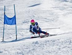 开云平台-磐石与洪流，德里赫特一夫当关，尤文血战马里昂体育场