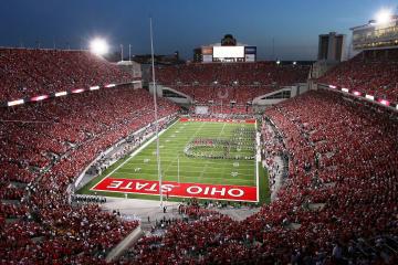 开云体育登录-当红牛遇上红牛，萨尔茨堡的奥地利碾压与孔德点燃的家族内战