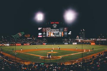 开云体育官方网站-冰封的锋线与灼热的银球，当波兰险胜德国，许昕刷新纪录