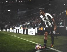 开云体育app-星星与月亮之间，戴维斯杯力克年终总决赛，阿尔卡拉斯点燃团队精神之光