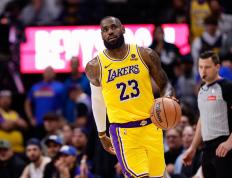 开云APP-NBA总决赛首场开打，湖人轻取热火