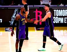 开云体育中国-开拓者队背靠背战胜快船，球队状态回升