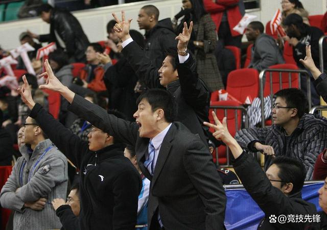 开云下载-北京首钢遗憾败北，球员士气受挫