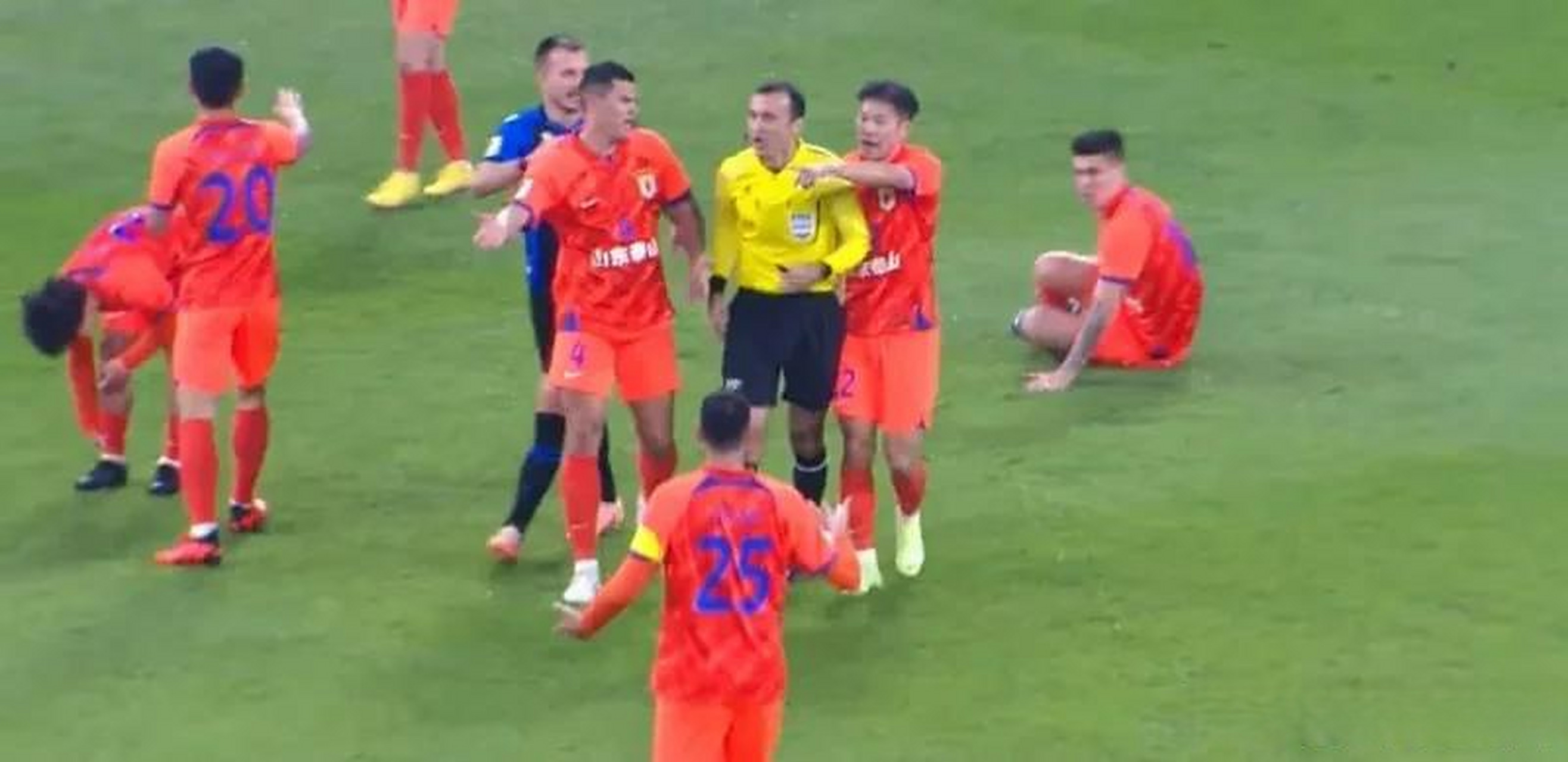 开云APP-亚冠比赛激战中一方球队夺得胜利,晋级下一轮的简单介绍