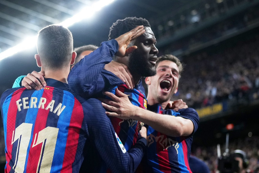 开云官网-尚布利客场惊险胜利,高低起伏积分榜未定胜负