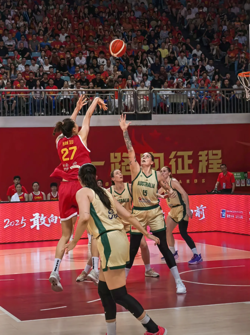 开云平台-中国女队实力赢得掌声，赛场风采无敌的简单介绍