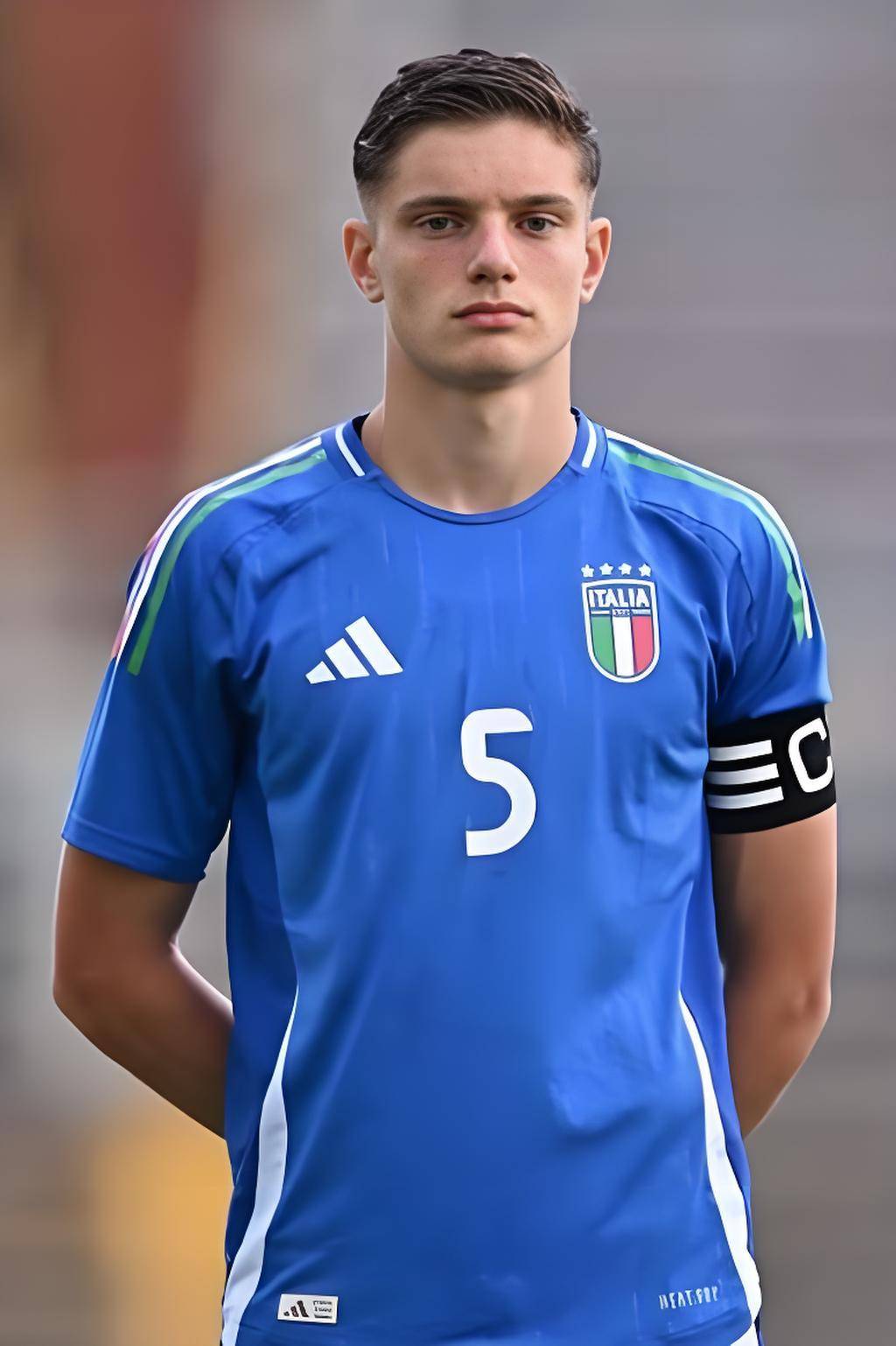 开云体育登录-足球极致荷尔蒙,欧洲预选赛席卷全球关注!