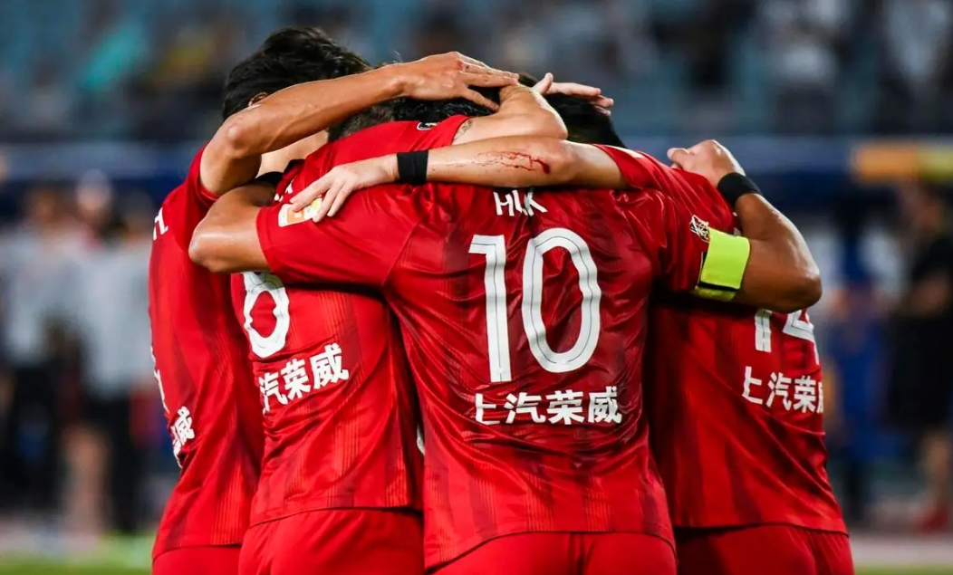 开云体育入口-豪强对决,冠争霸意志坚定不移