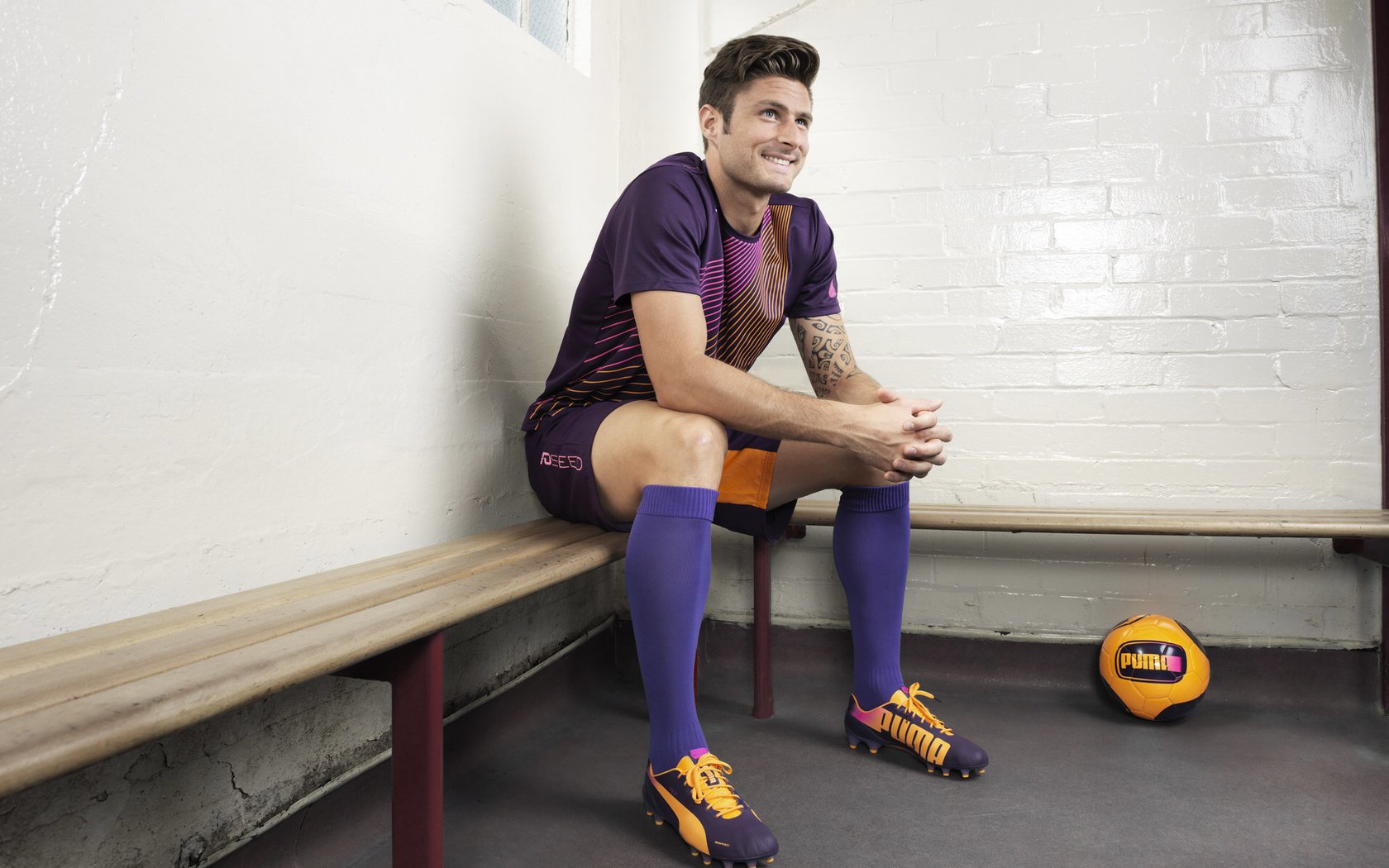 开云下载-寂静的刀锋，当日本哲学在绿茵场割裂了荷兰的郁金香