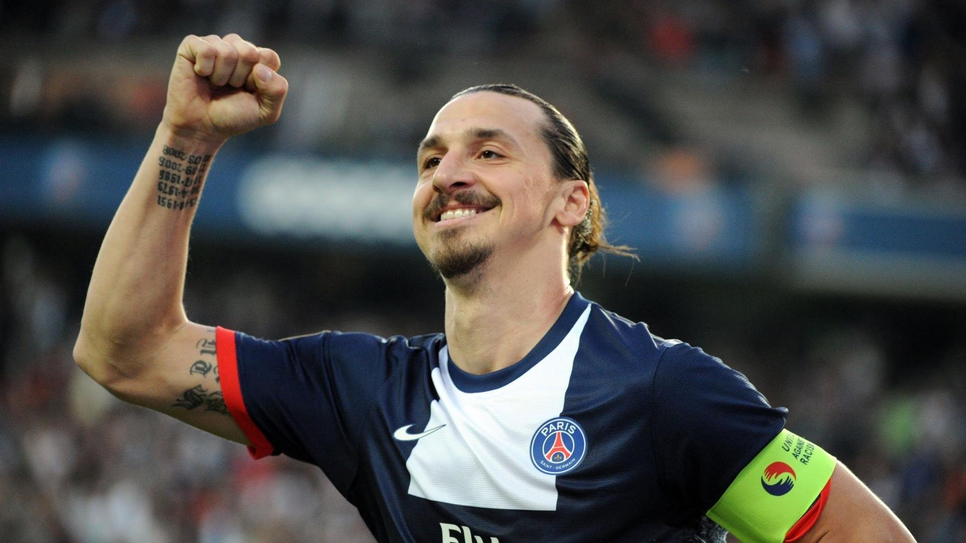 开云下载-绿茵铁闸，世界排名争夺战之夜，莱奥如何用防守改写战局