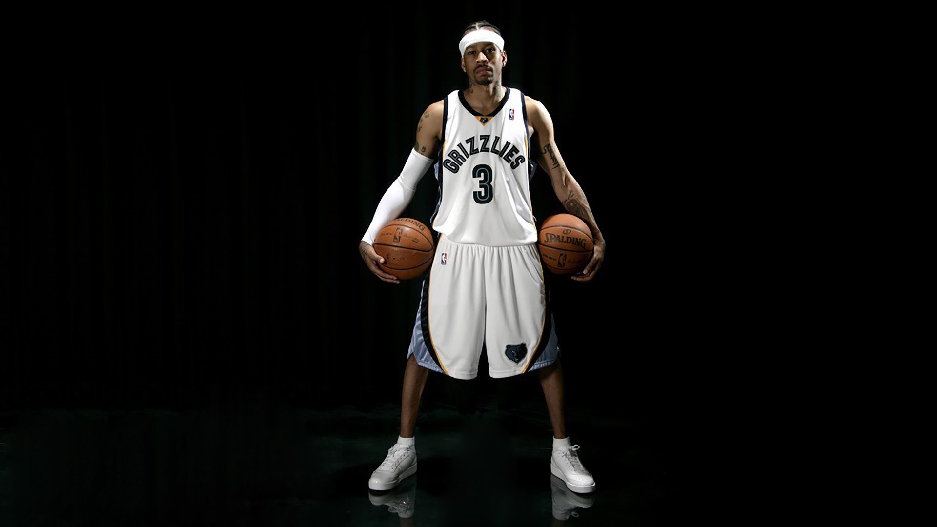 开云体育中国-全网亮起10.0红灯，当克莱举起双手，迈阿密就已被宣告无法防守